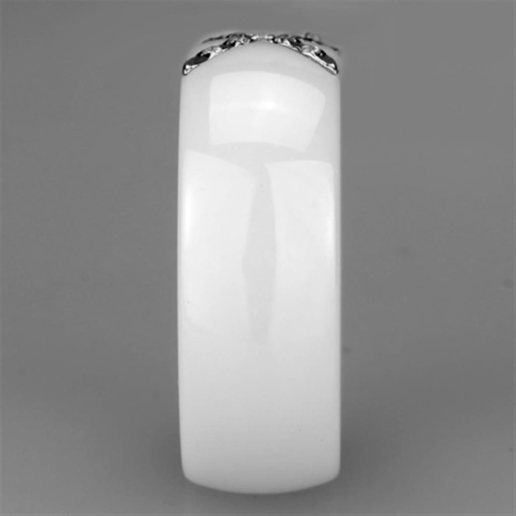 High polished (no plating) Stainless Steel Ring with Ceramic in White