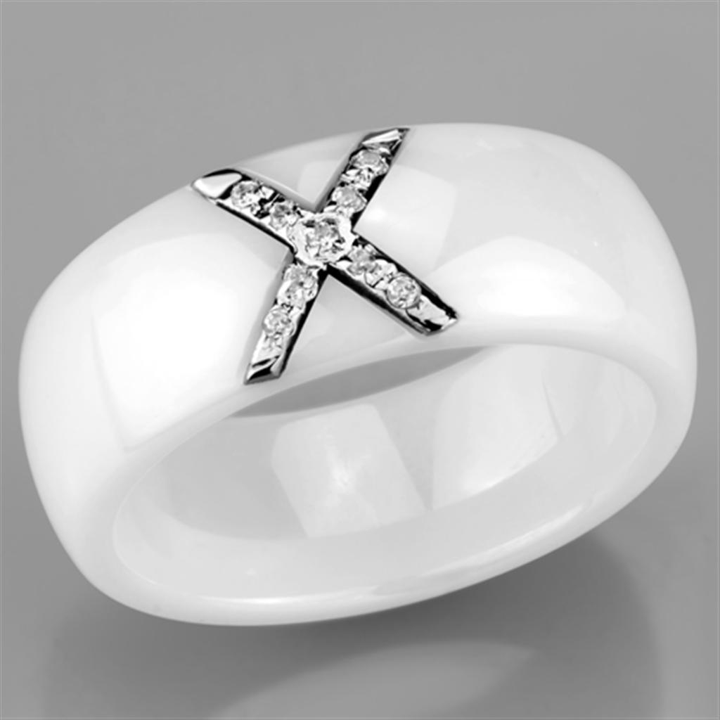 High polished (no plating) Stainless Steel Ring with Ceramic in White