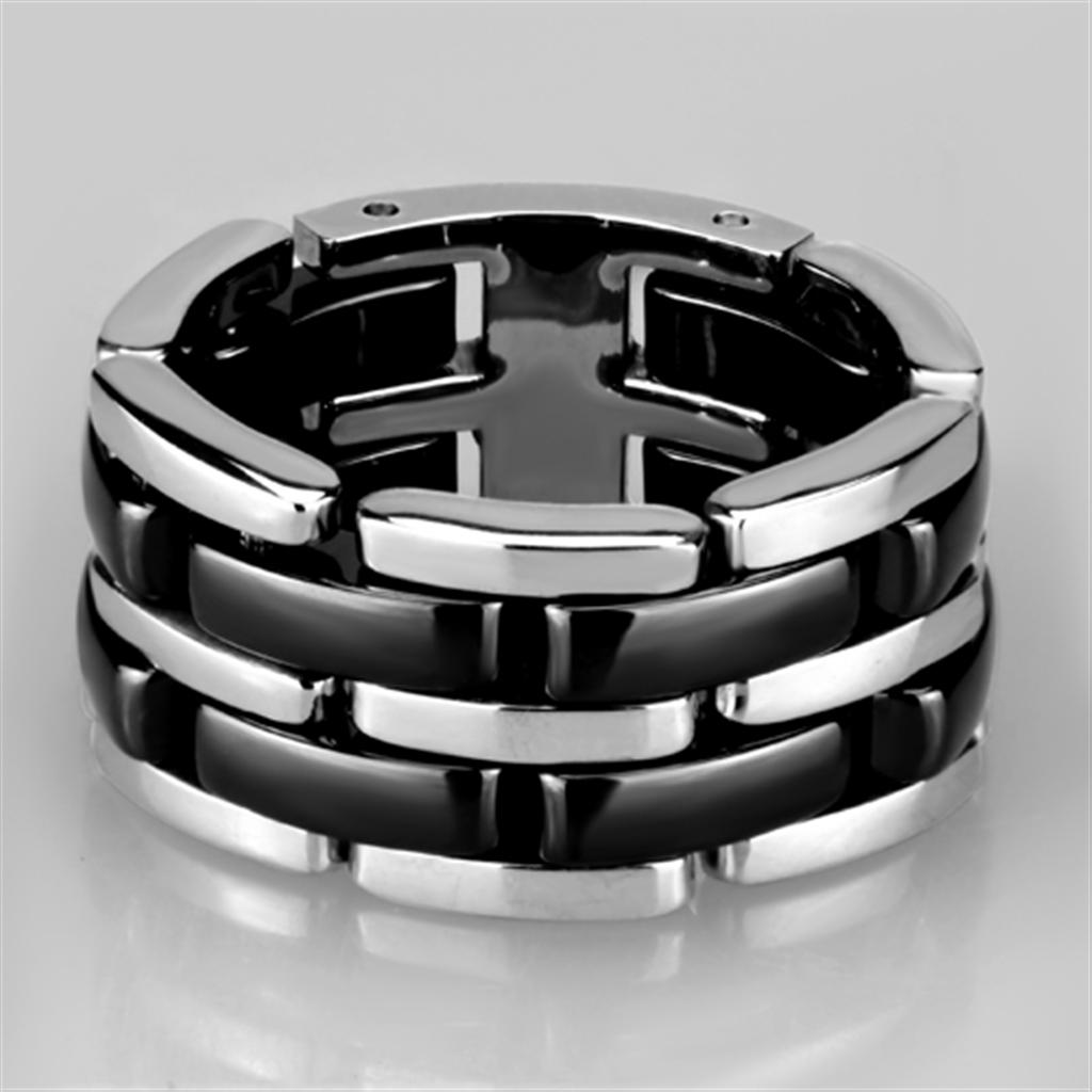 High polished (no plating) Stainless Steel Ring with Ceramic in Jet