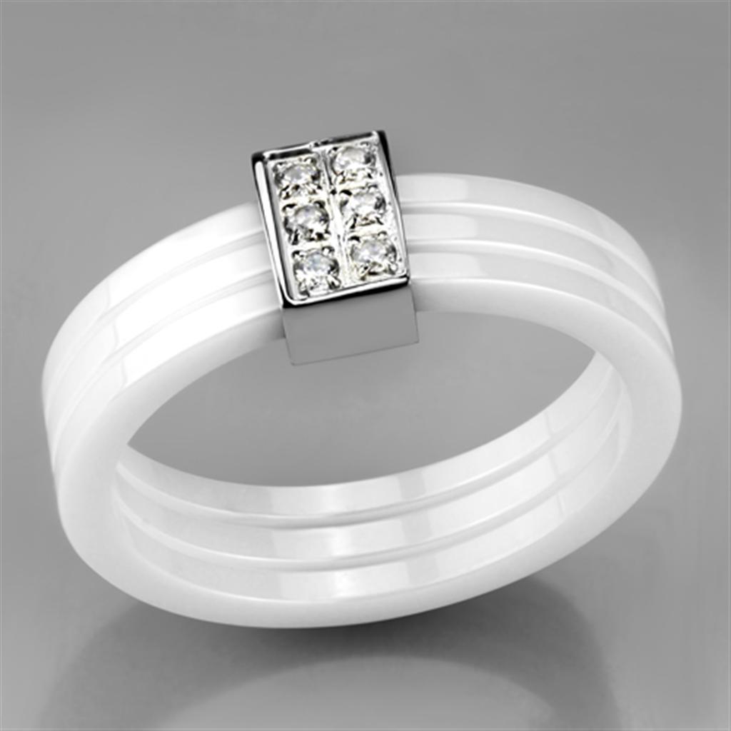 High polished (no plating) Stainless Steel Ring with Ceramic in White