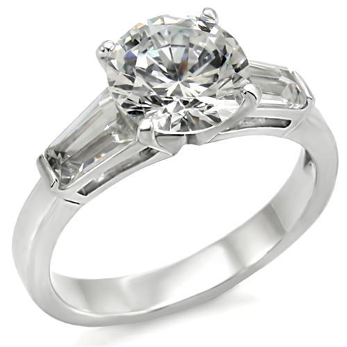 High-Polished 925 Sterling Silver Ring with AAA Grade CZ in Clear