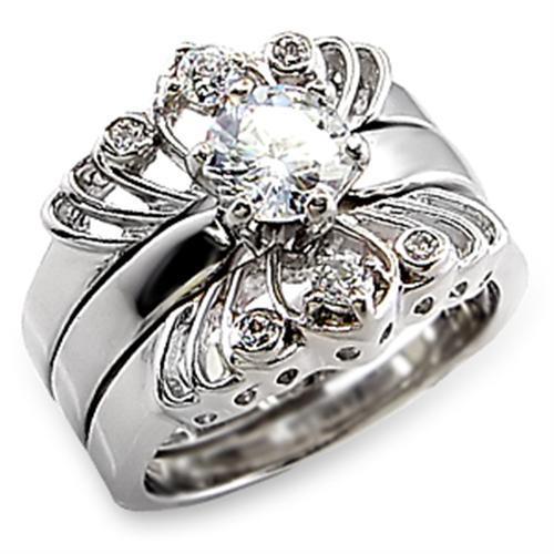 High-Polished 925 Sterling Silver Ring with AAA Grade CZ in Clear
