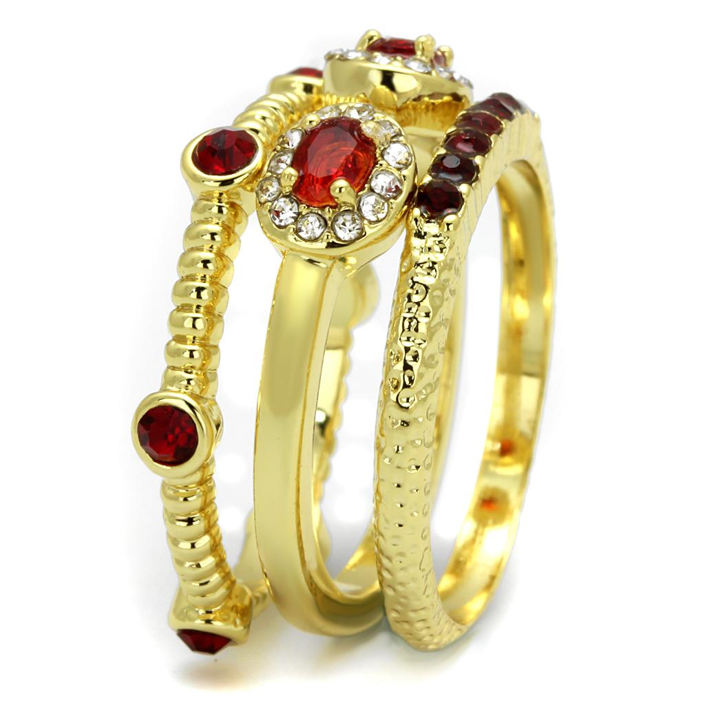 Gold Brass Ring with Top Grade Crystal in Siam