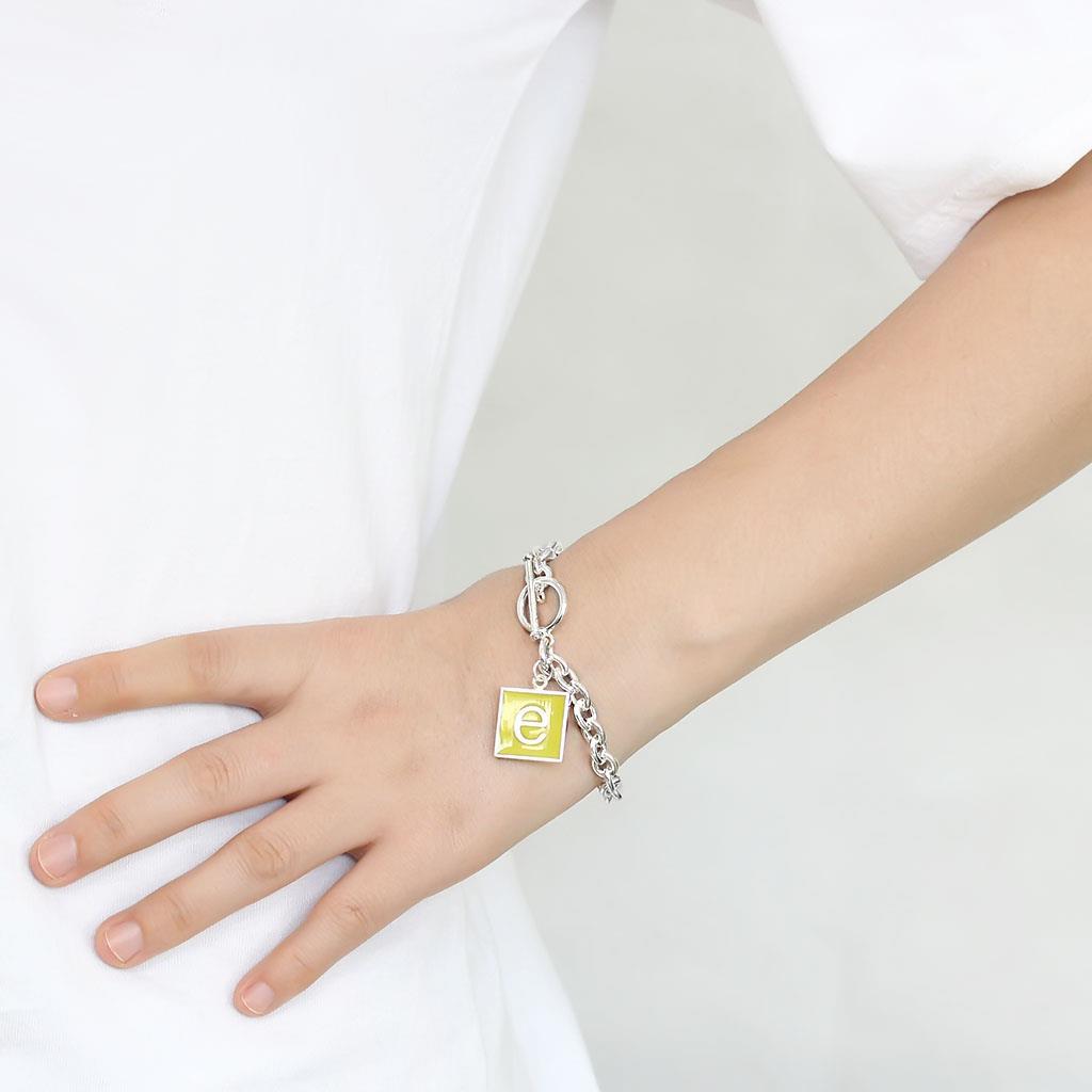 High-Polished Brass Bracelet with Epoxy in Emerald