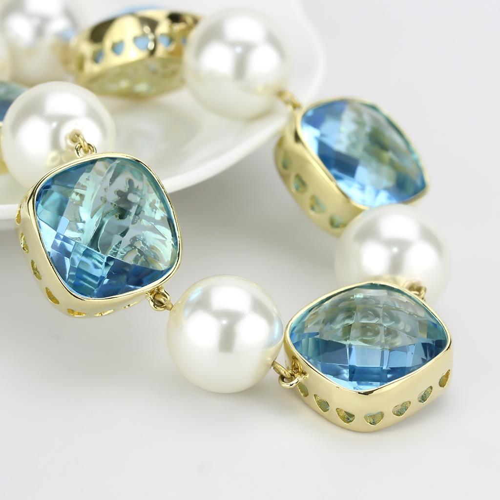 Gold Brass Necklace with Synthetic Synthetic Glass in Sea Blue