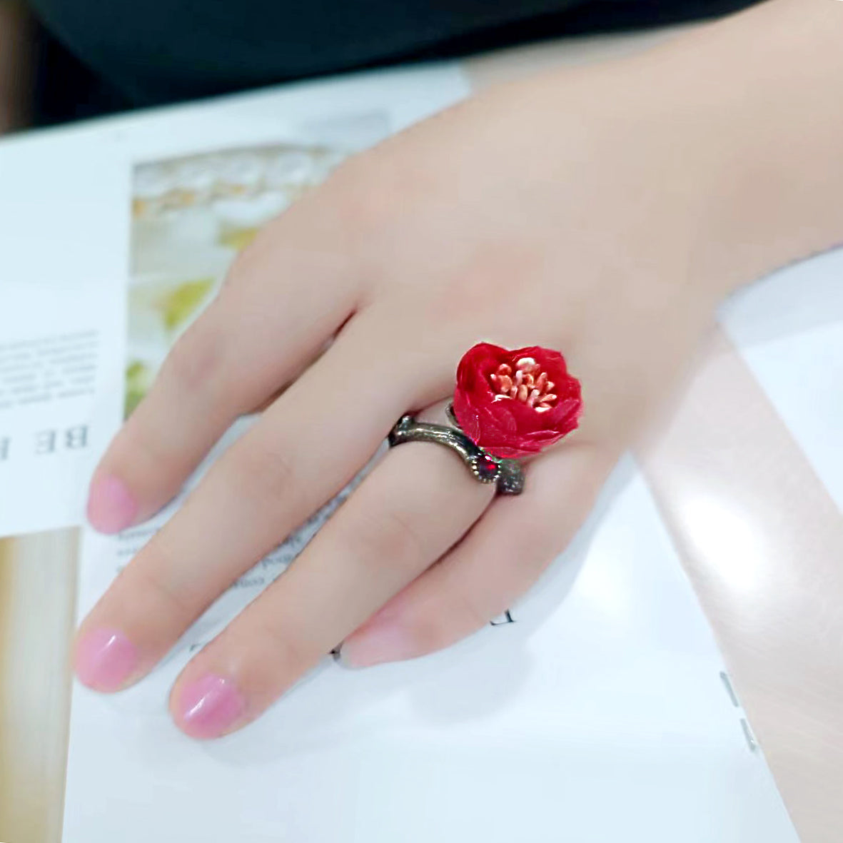 Antique Tone Brass Ring with Assorted in MultiColor