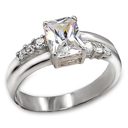 High-Polished 925 Sterling Silver Ring with AAA Grade CZ in Clear