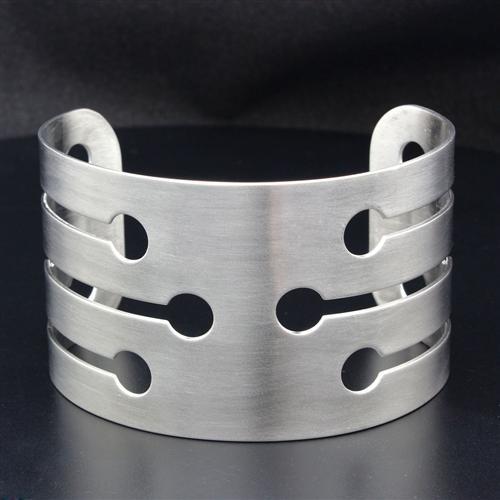 High polished (no plating) Stainless Steel Bangle with No Stone