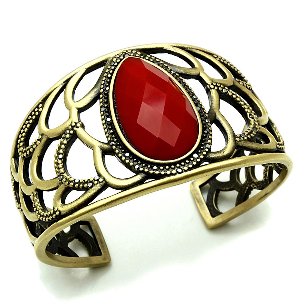 Antique Copper Brass Bangle with Synthetic Synthetic Stone in Siam