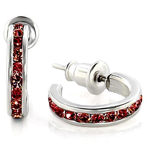High-Polished 925 Sterling Silver Earrings with Top Grade Crystal in Garnet