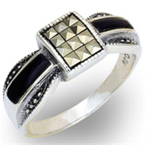 Antique Tone 925 Sterling Silver Ring with Semi-Precious Jade in Jet