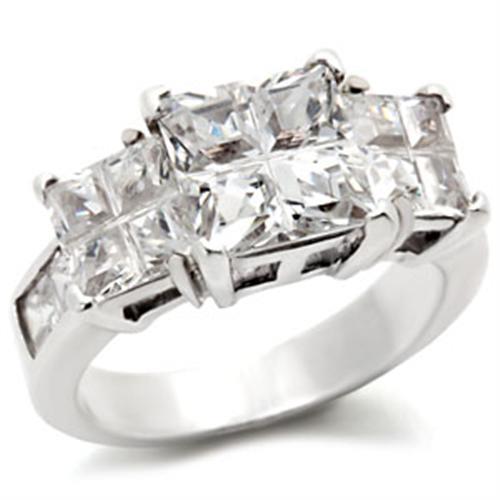 High-Polished 925 Sterling Silver Ring with AAA Grade CZ  in Clear