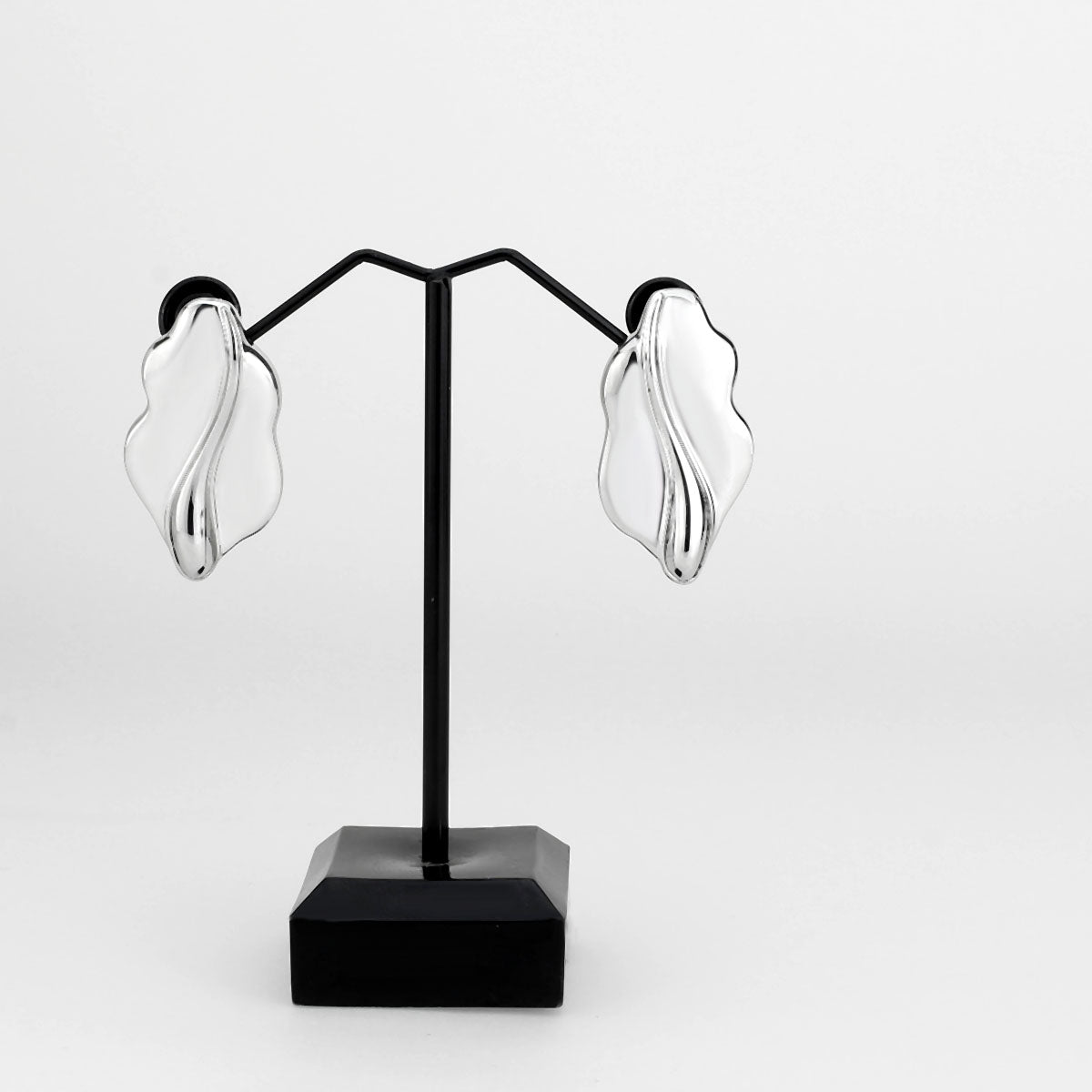 Imitation Rhodium Brass Earring with NoStone in No Stone