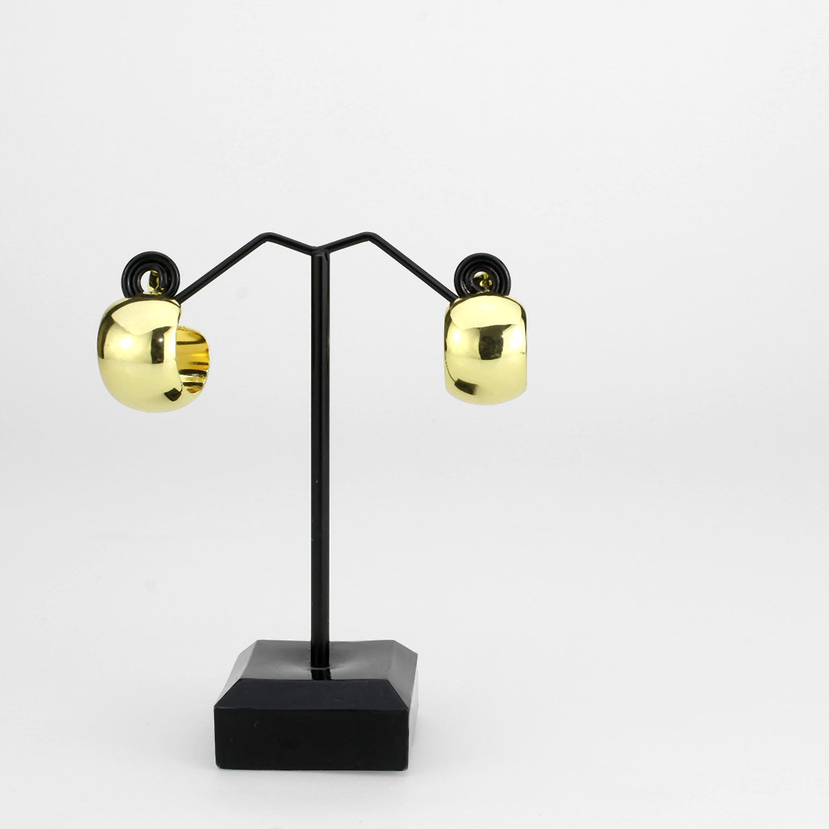 Flash Gold Brass Earring with NoStone in No Stone