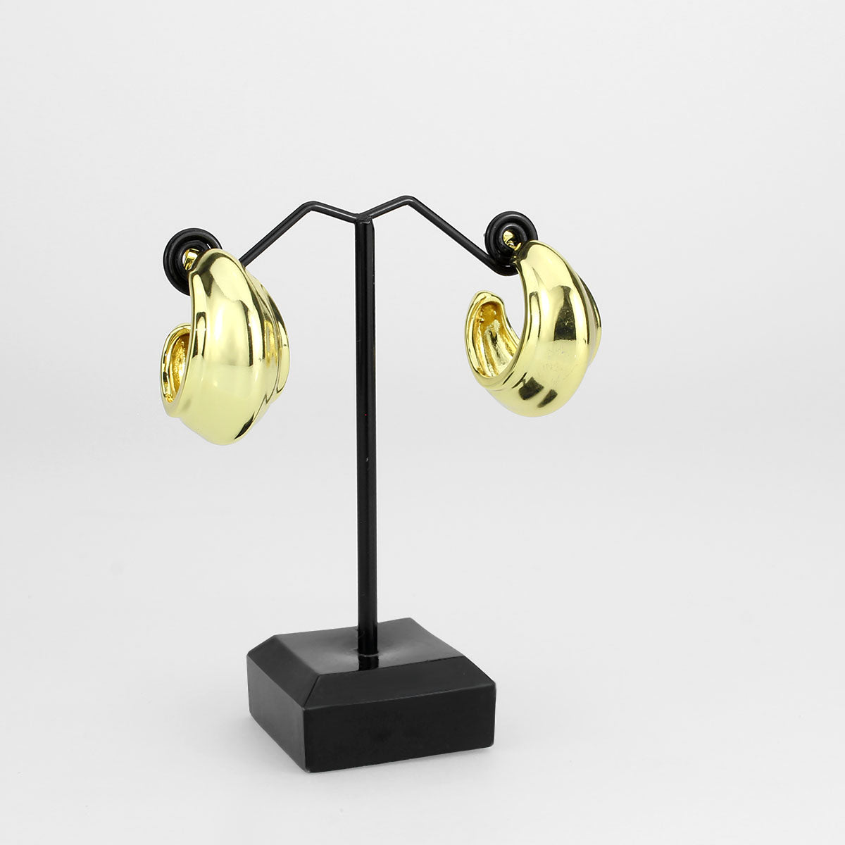 Flash Gold Brass Earring with NoStone in No Stone