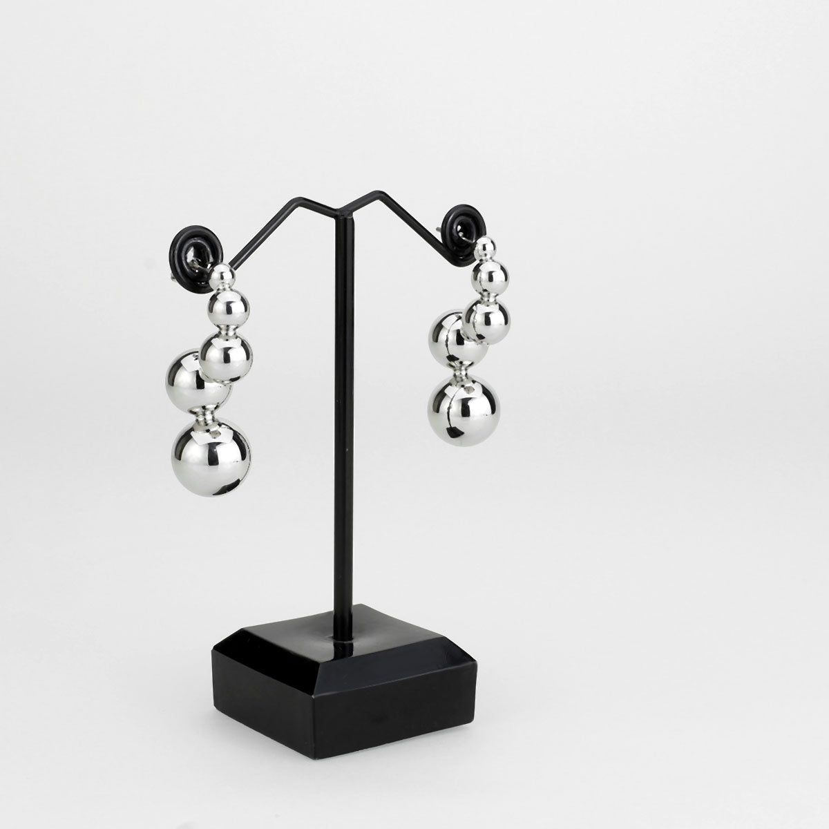 Imitation Rhodium Brass Earring with NoStone in No Stone