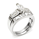 High-Polished 925 Sterling Silver Ring with AAA Grade CZ  in Clear