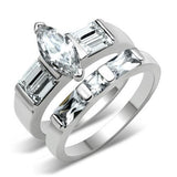 High-Polished 925 Sterling Silver Ring with AAA Grade CZ  in Clear