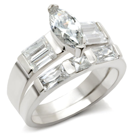 High-Polished 925 Sterling Silver Ring with AAA Grade CZ  in Clear