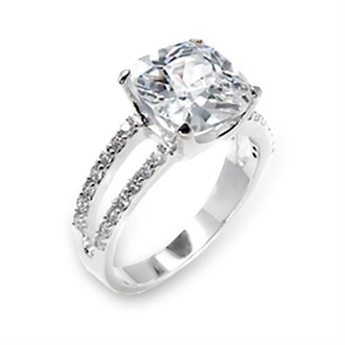 High-Polished 925 Sterling Silver Ring with AAA Grade CZ  in Clear
