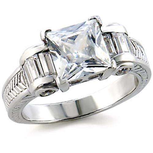 High-Polished 925 Sterling Silver Ring with AAA Grade CZ  in Clear