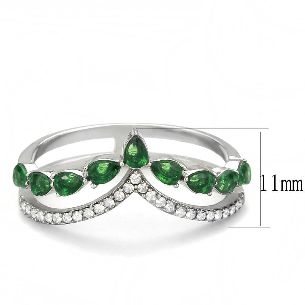 High polished (no plating) Stainless Steel Ring with Synthetic Synthetic Glass in Emerald