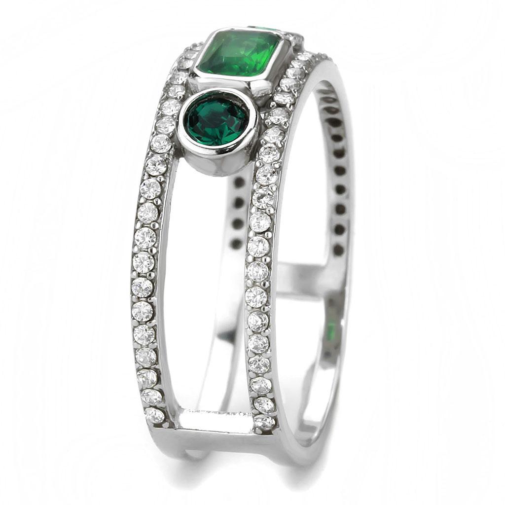 High polished (no plating) Stainless Steel Ring with Synthetic Synthetic Glass in Emerald