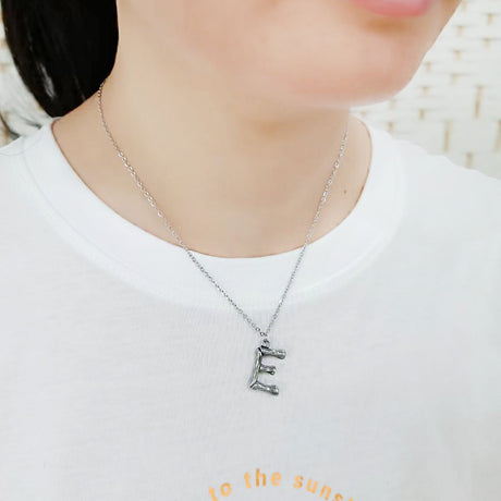 Letter E