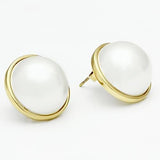 IP Gold(Ion Plating) Brass Earrings with Synthetic Pearl in White