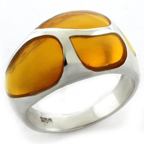 High-Polished 925 Sterling Silver Ring with AAA Grade CZ  in Clear