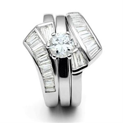 Silver 925 Sterling Silver Ring with AAA Grade CZ  in Clear