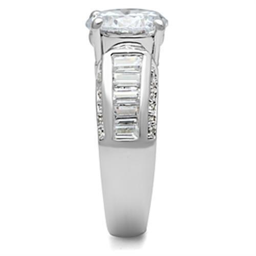 Silver 925 Sterling Silver Ring with AAA Grade CZ  in Clear