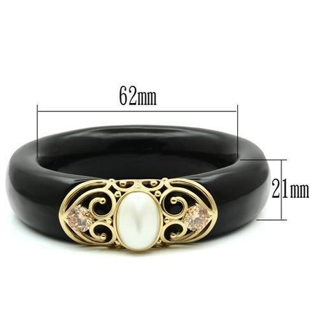 IP Gold(Ion Plating) Brass Bangle with Synthetic Pearl in White